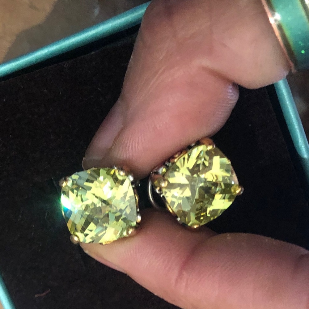 Vintage peridot earrings